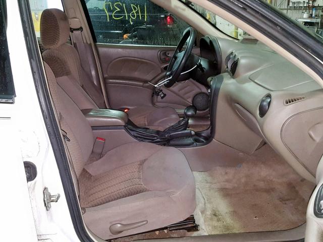 1G2NF52E04M647558 - 2004 PONTIAC GRAND AM S WHITE photo 5