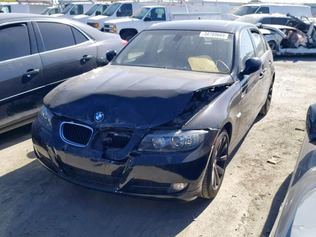 WBAPH57539NM33489 - 2009 BMW 328 I SULE BLACK photo 2