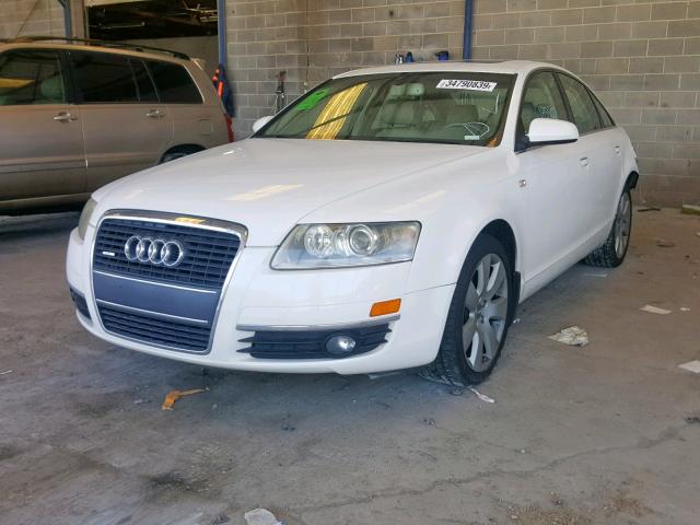 WAUDG74F95N106720 - 2005 AUDI A6 3.2 QUA WHITE photo 2