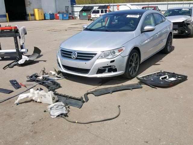 WVWGU7AN8BE705883 - 2011 VOLKSWAGEN CC VR6 4MO SILVER photo 2