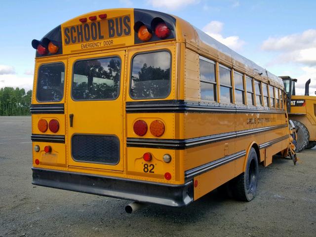 4UZAAXCS87CW46284 - 2007 FREIGHTLINER CHASSIS FS ORANGE photo 4