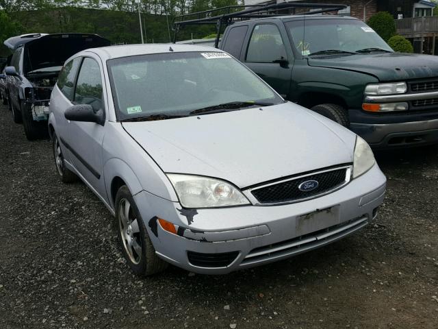 1FAFP31N97W252487 - 2007 FORD FOCUS ZX3 SILVER photo 1