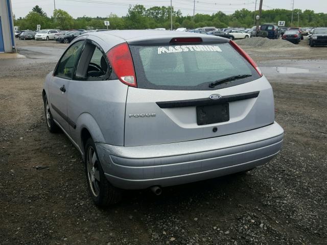 1FAFP31N97W252487 - 2007 FORD FOCUS ZX3 SILVER photo 3