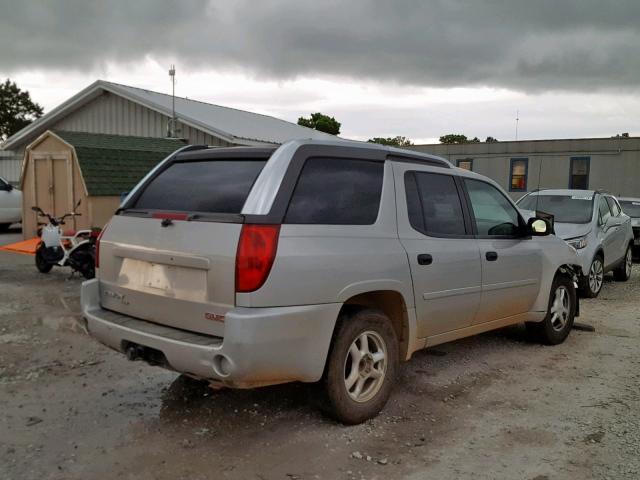 1GKET12S256160777 - 2005 GMC ENVOY XUV SILVER photo 4