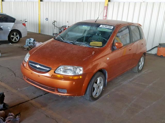 KL1TG66636B597415 - 2006 CHEVROLET AVEO LT ORANGE photo 2