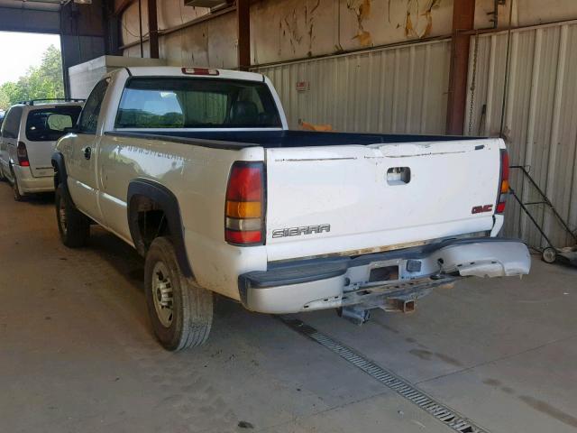 1GTHC24U44E394159 - 2004 GMC SIERRA C25 WHITE photo 3