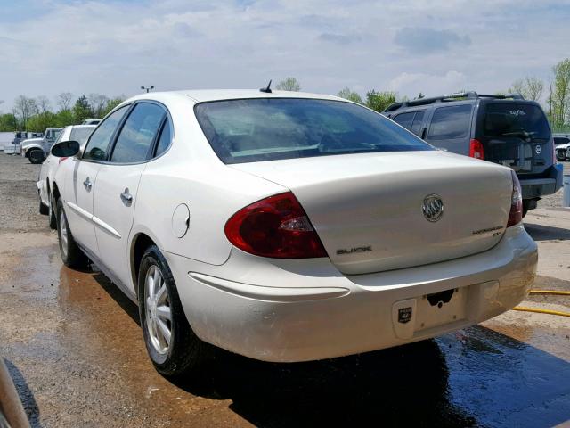 2G4WC582161274398 - 2006 BUICK LACROSSE C WHITE photo 3