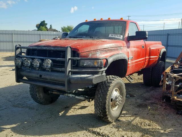 3B7MF36D1WM229191 - 1998 DODGE RAM 3500 RED photo 2