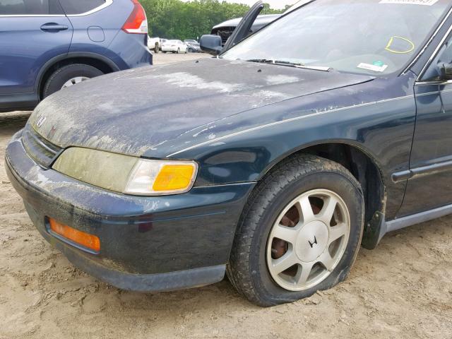 1HGCD7168SA033016 - 1995 HONDA ACCORD EX GREEN photo 9