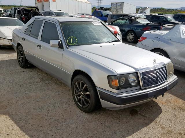 WDBEA34E5PB917412 - 1993 MERCEDES-BENZ 400 E SILVER photo 1