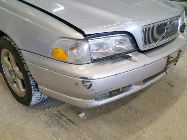 YV1LW5644W2448705 - 1998 VOLVO V70 GLT SILVER photo 9