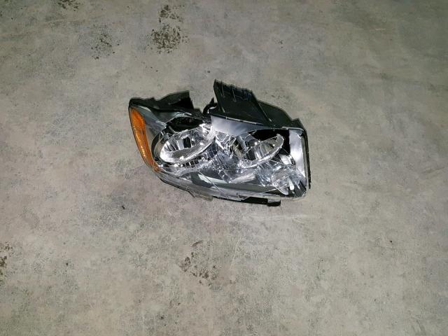 1C4NJCBB1CD606018 - 2012 JEEP COMPASS SP 银色 照片 9