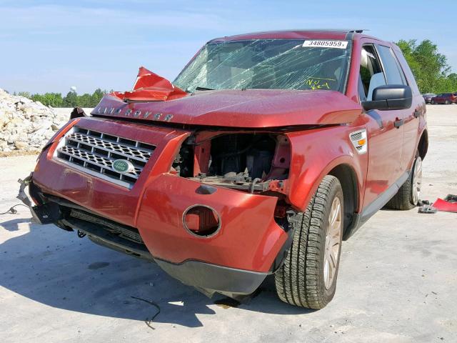 SALFP24N98H037190 - 2008 LAND ROVER LR2 SE RED photo 2