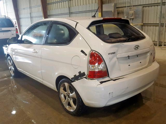 KMHCN36C37U008268 - 2007 HYUNDAI ACCENT SE WHITE photo 3