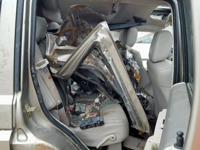 1J8HG58236C168233 - 2006 JEEP COMMANDER ვერცხლისფერი ფოტო 6