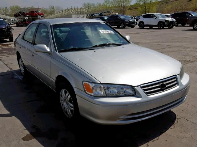 4T1BF28K01U125031 - 2001 TOYOTA CAMRY LE SILVER photo 1