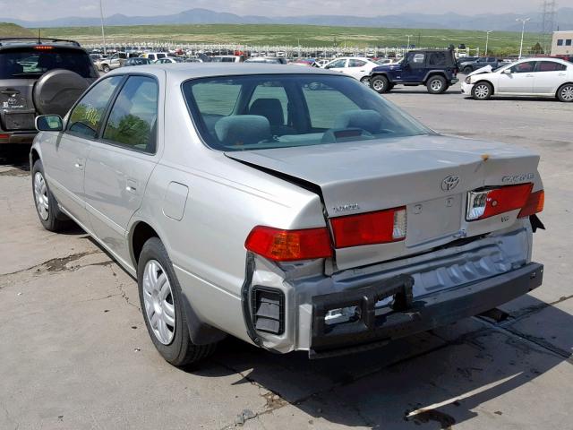 4T1BF28K01U125031 - 2001 TOYOTA CAMRY LE SILVER photo 3