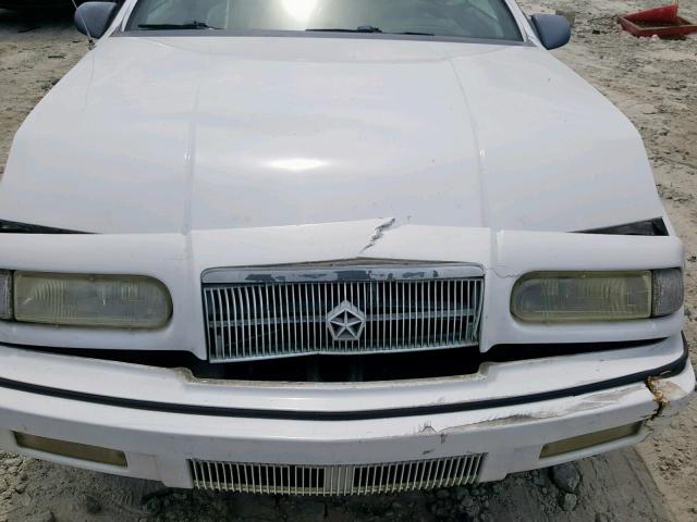 1C3XU4538PF673918 - 1993 CHRYSLER LEBARON WHITE photo 7