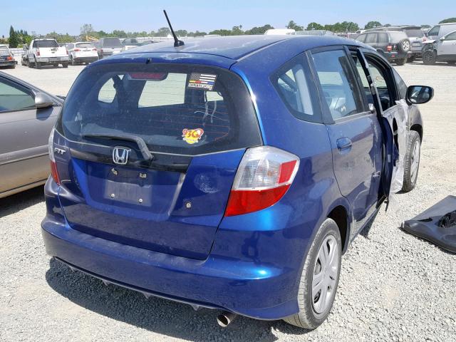 JHMGE8H22AS001532 - 2010 HONDA FIT BLUE photo 4