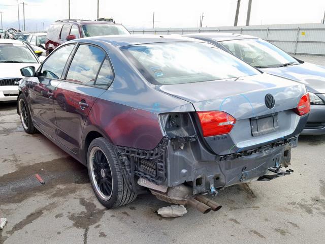 3VW2K7AJ8BM069082 - 2011 VOLKSWAGEN JETTA BASE GRAY photo 3