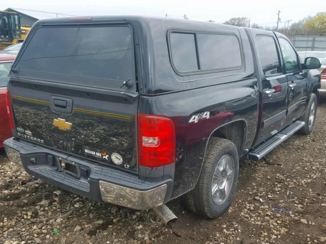 3GCPKSE35BG284683 - 2011 CHEVROLET SILVERADO BLACK photo 4