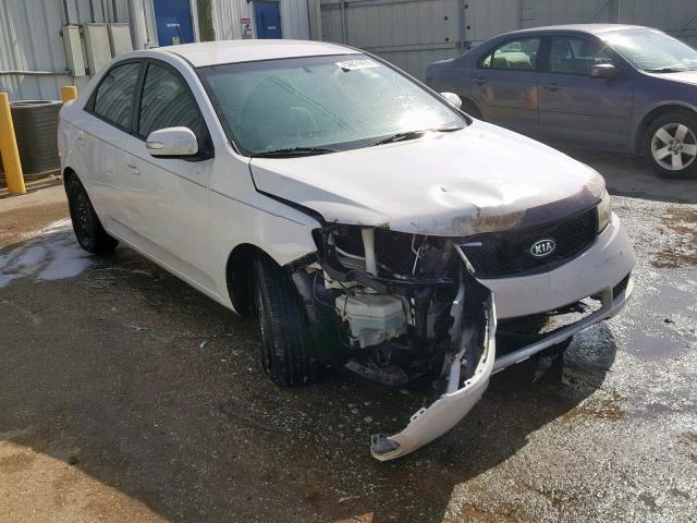 KNAFU4A27A5860355 - 2010 KIA FORTE EX WHITE photo 1