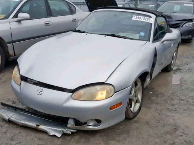 JM1NB353630300263 - 2003 MAZDA MX-5 MIATA SILVER photo 2