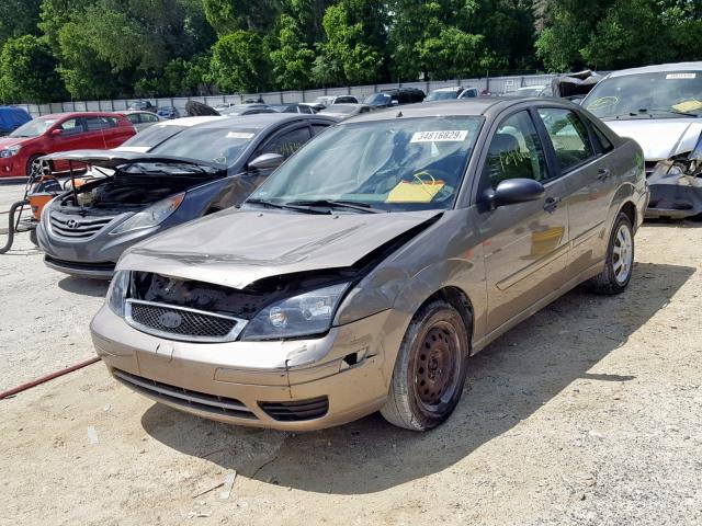 1FAFP34N15W268451 - 2005 FORD FOCUS ZX4 BROWN photo 2