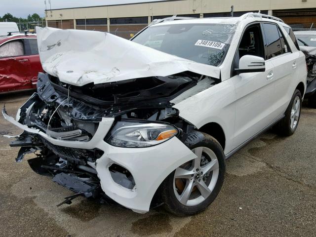 4JGDA5GB8KB214546 - 2019 MERCEDES-BENZ GLE 400 4M WHITE photo 2