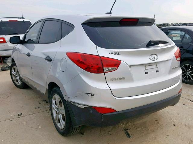 KM8JT3AB9BU264578 - 2011 HYUNDAI TUCSON GL SILVER photo 3