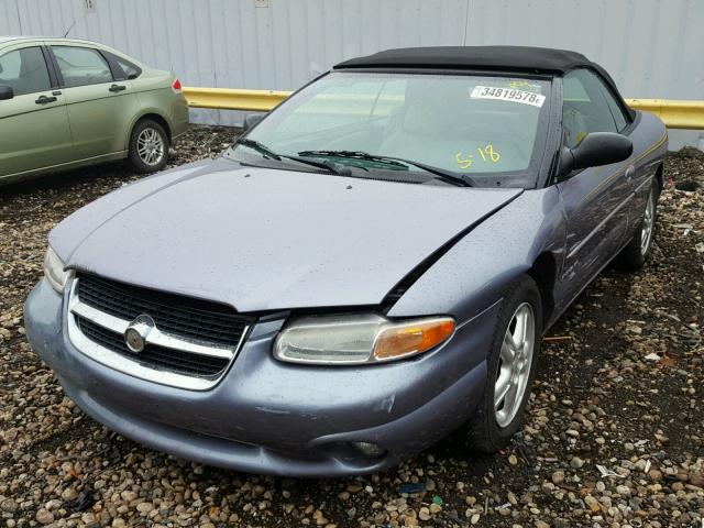 3C3EL55H7TT220529 - 1996 CHRYSLER SEBRING JX PURPLE photo 2