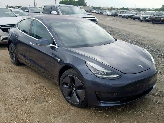 5YJ3E1EA2JF157649 - 2018 TESLA MODEL 3 GRAY photo 1