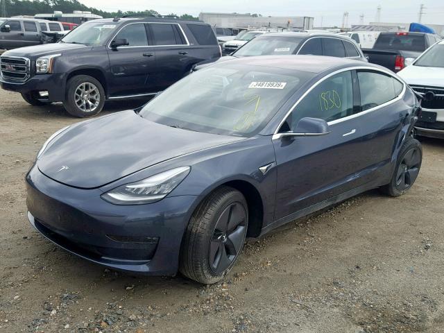 5YJ3E1EA2JF157649 - 2018 TESLA MODEL 3 GRAY photo 2