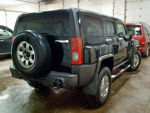 5GTEN13EX88115313 - 2008 HUMMER H3 BLACK photo 4