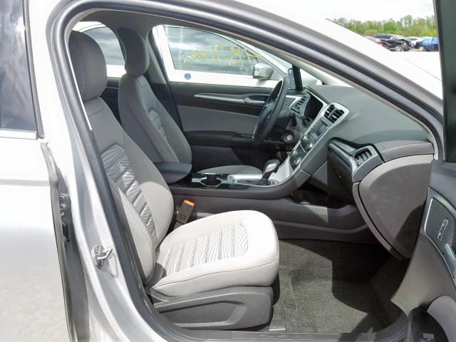 3FA6P0G72GR105485 - 2016 FORD FUSION S SILVER photo 5