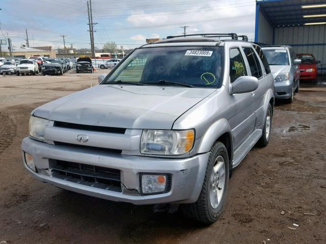 JNRDR09Y43W302781 - 2003 INFINITI QX4 SILVER photo 2