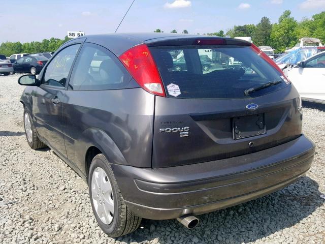 1FAFP31N96W226857 - 2006 FORD FOCUS ZX3 GRAY photo 3