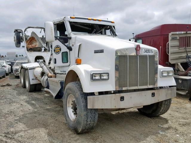 1NKWLJ0X1FJ445997 - 2015 KENWORTH CONSTRUCTI WHITE photo 1