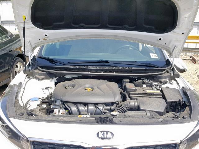 3KPFN4A89HE093787 - 2017 KIA FORTE EX WHITE photo 7