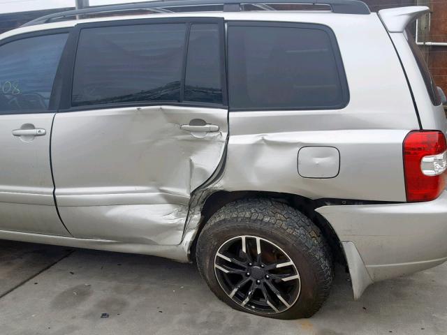 JTEEW21A560003584 - 2006 TOYOTA HIGHLANDER SILVER photo 9