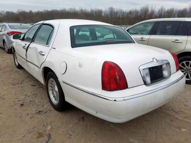 1LNHM81W7XY684626 - 1999 LINCOLN TOWN CAR EXECUTIVE  photo 3