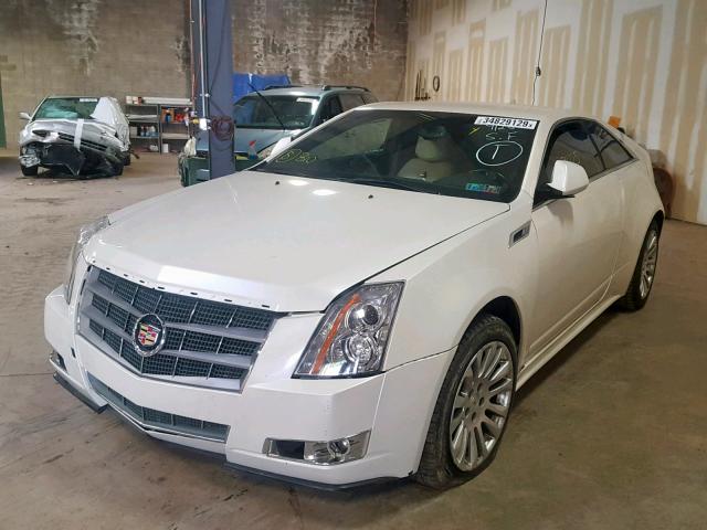 1G6DM1ED7B0168070 - 2011 CADILLAC CTS PERFOR WHITE photo 2