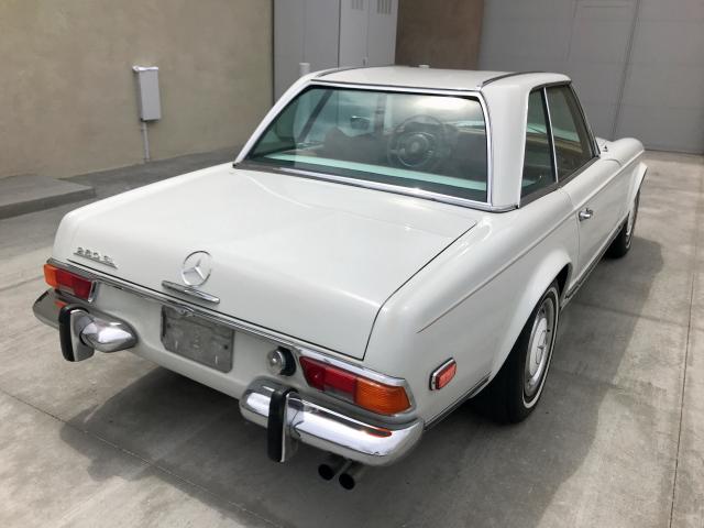 00011304412017872 - 1970 MERCEDES-BENZ 280SL WHITE photo 4