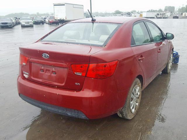 KNAFU4A22C5575209 - 2012 KIA FORTE EX MAROON photo 4