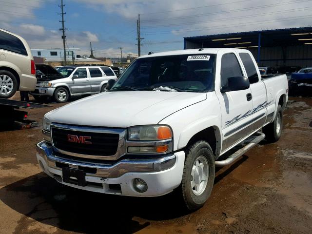 1GTEK19T44E403491 - 2004 GMC NEW SIERRA WHITE photo 2