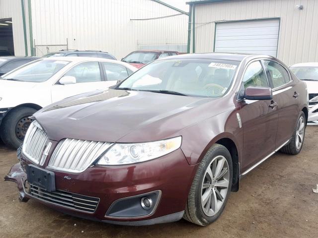 1LNHM93RX9G624278 - 2009 LINCOLN MKS MAROON photo 2