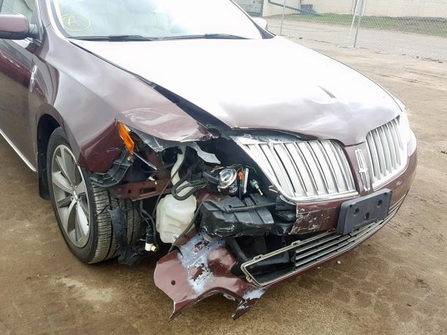 1LNHM93RX9G624278 - 2009 LINCOLN MKS MAROON photo 9