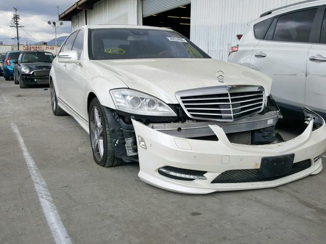 WDDNG7BB3BA408195 - 2011 MERCEDES-BENZ S 550 WHITE photo 1