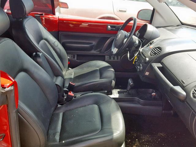 3VWRG31Y69M401195 - 2009 VOLKSWAGEN NEW BEETLE წითელი ფოტო 5