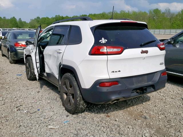 1C4PJMCB6GW255064 - 2016 JEEP CHEROKEE L WHITE photo 3